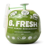 Agua de Coco (Coco verde descascado)